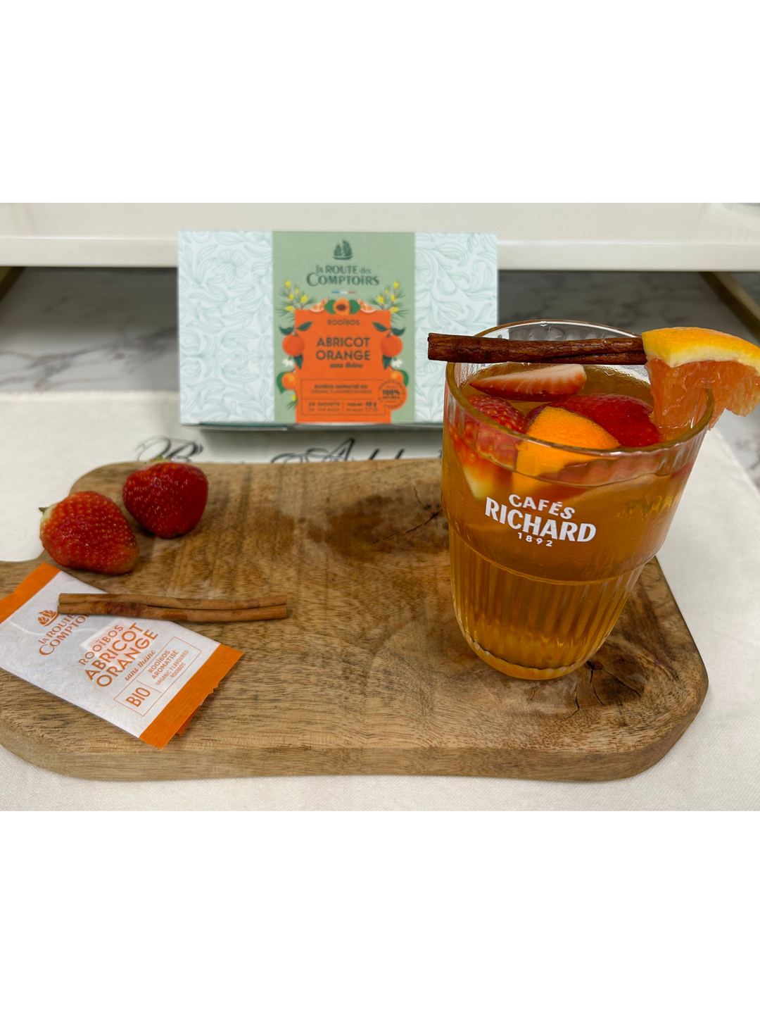 Tea Mocktail:  Apricot with Fruit