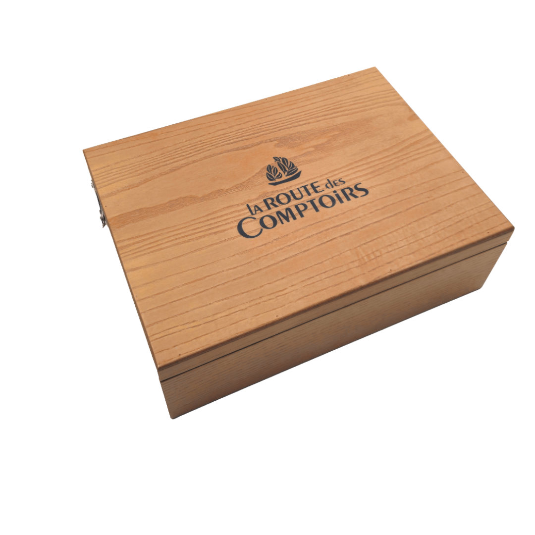 La Route de Comptoirs Wooden Tea Box