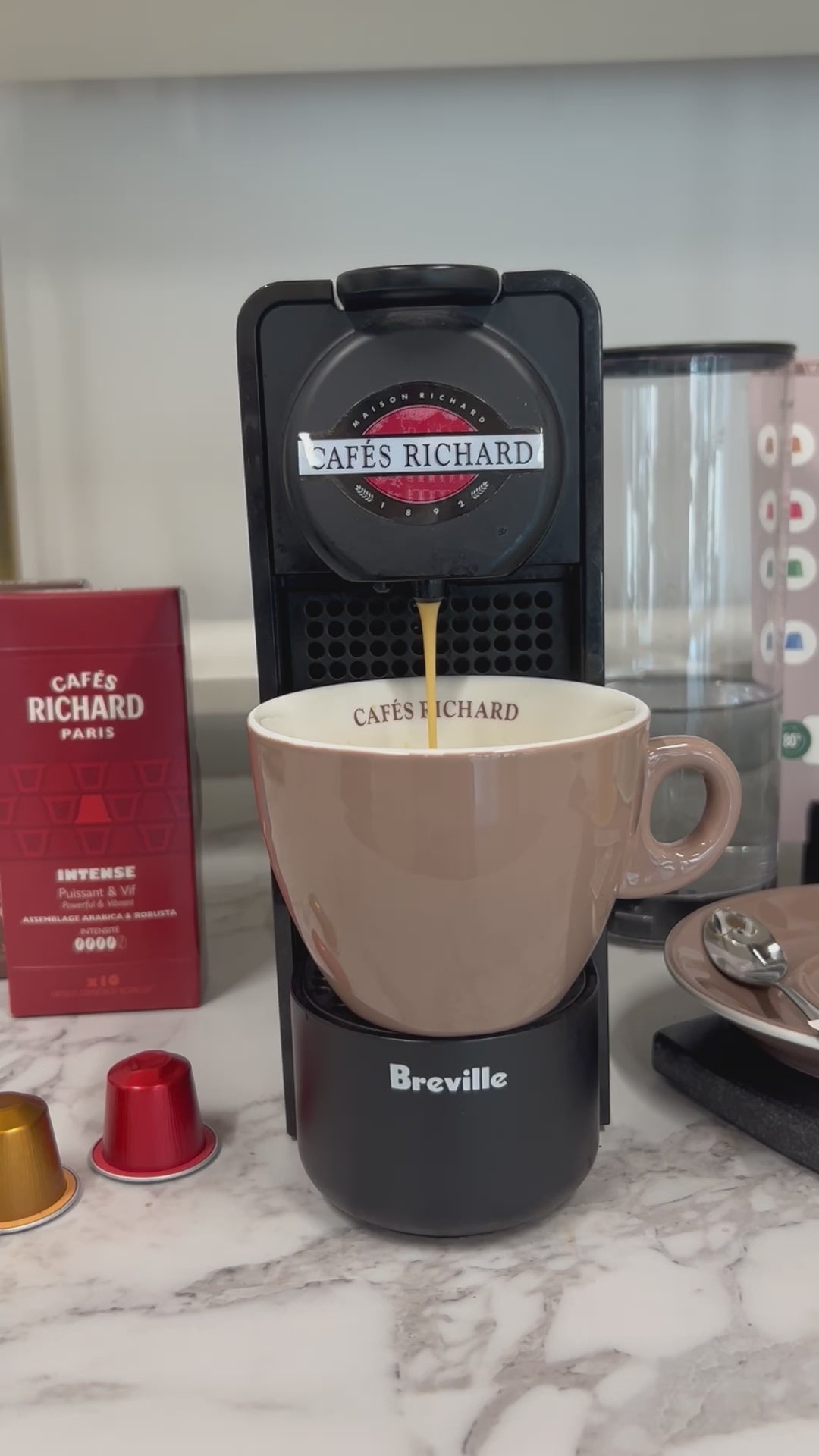 Cafes Richard Barista Cappuccino Cups with Saucers (Set of 6)